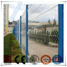 Panel de valla de malla de alambre Certified PVC recubierto Curvy soldado de alambre de acero malla de valla